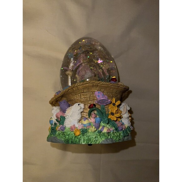 Easter Bunny Musical Snow Globe plays "Easter Parade” Tested And Work - Picture 5 of 9